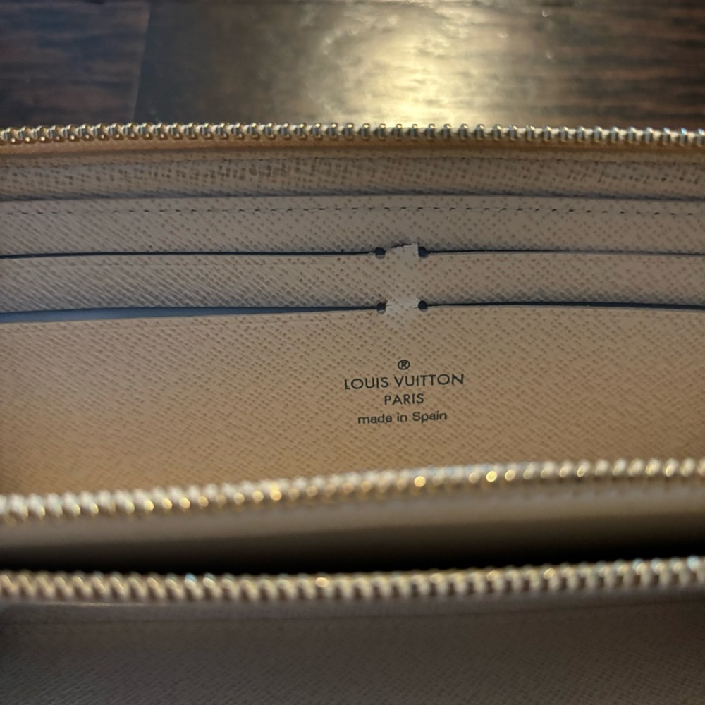‼️CLEARANCE‼️Louis Vuitton Clémence Wallet - Picture 8 of 11
